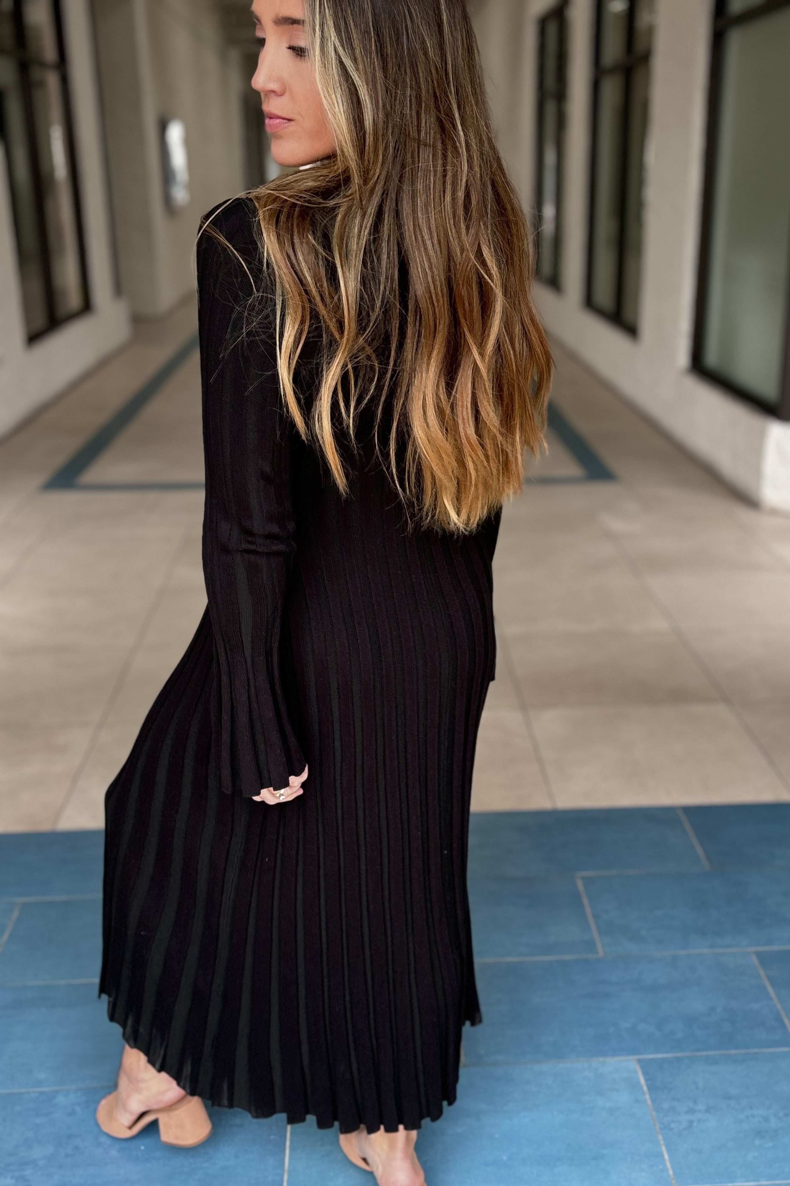 Bixby Knit Maxi Dress (Black)