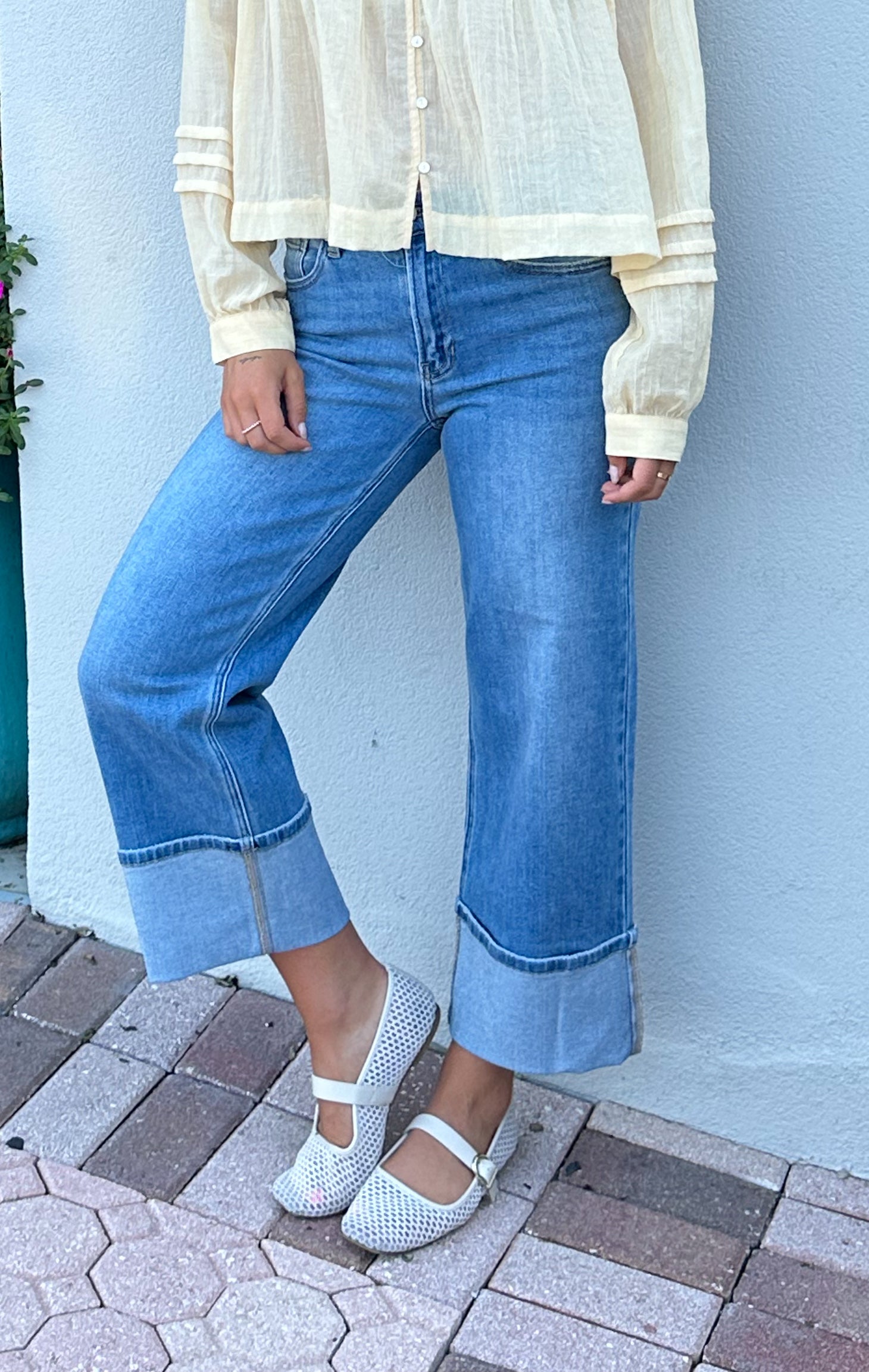Finn Cuffed Crop Denim