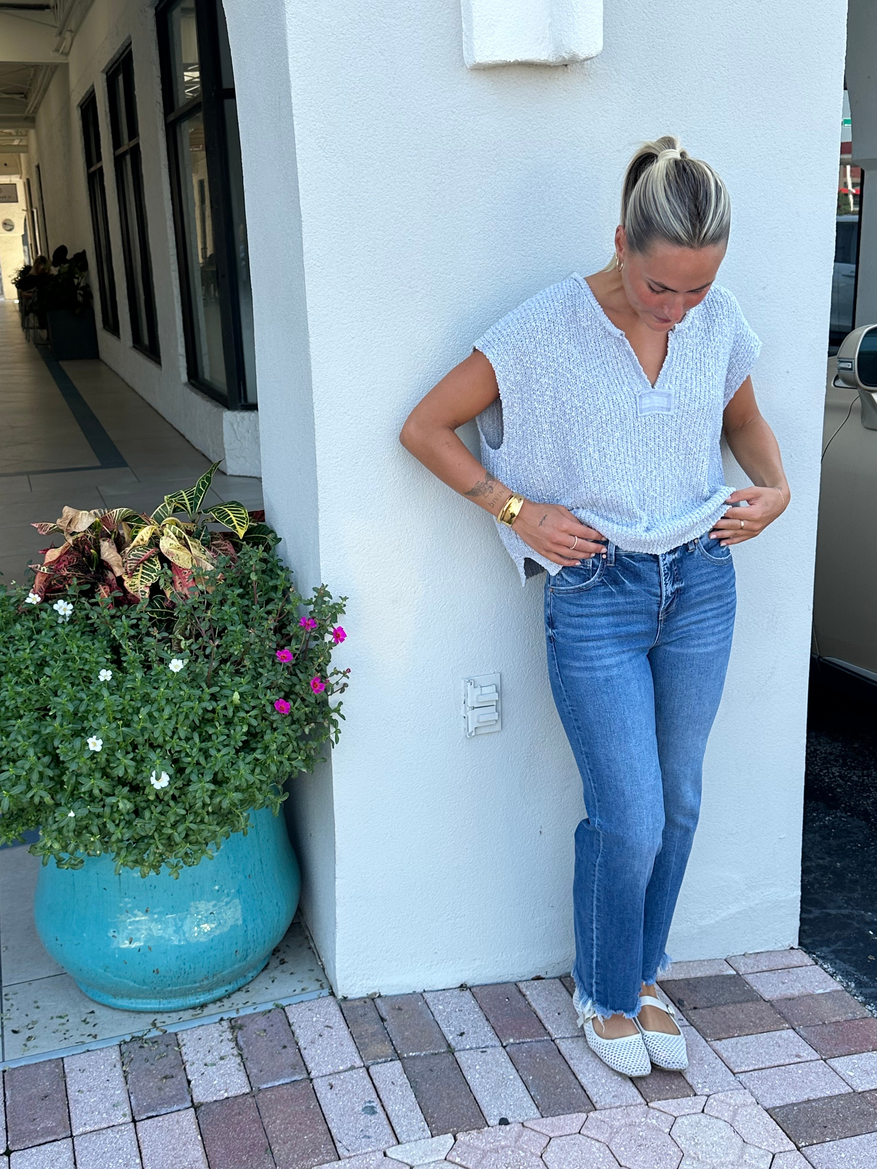 Silvana Sleeveless Sweater (Dusty Blue)