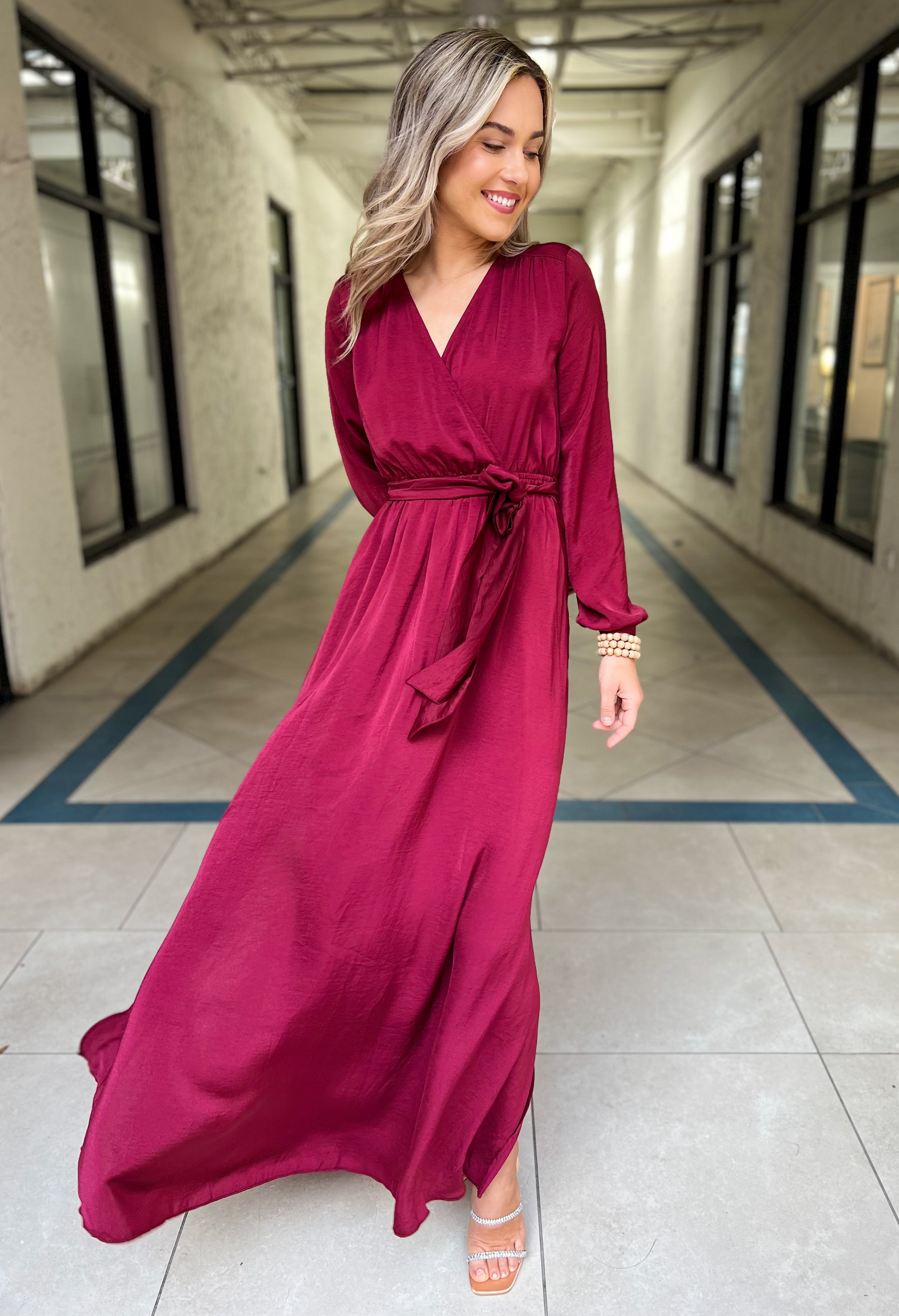 Jenna Belted Maxi Dress (Burgundy)