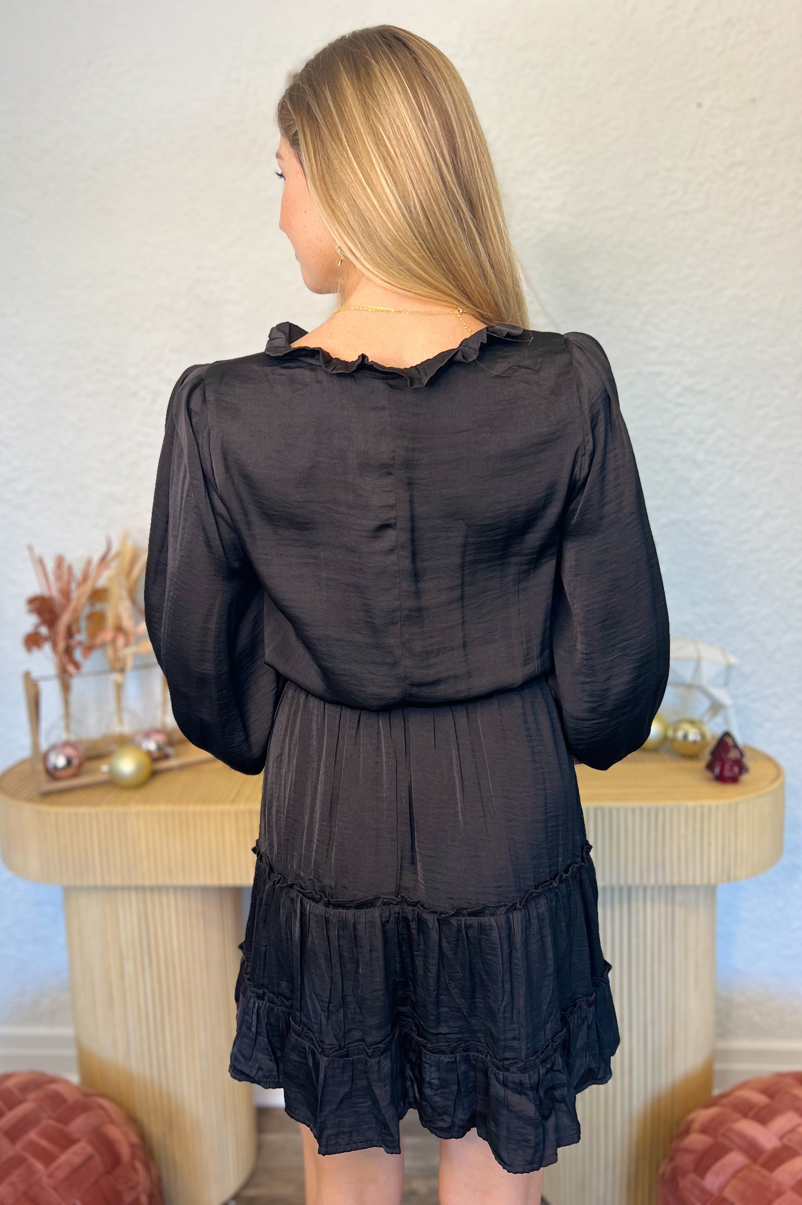 Arden Ruffled Dress (Black)